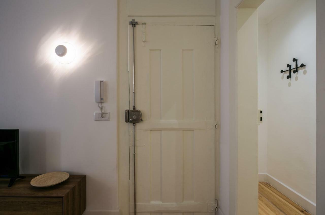 Hip Tailor Made Flat In Bairro Alto Apartamento Lisboa Exterior foto
