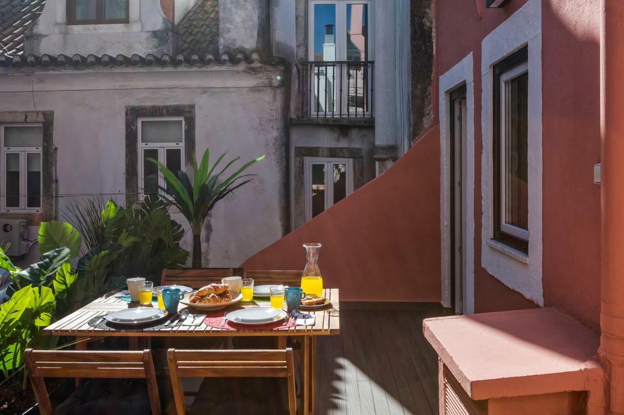 Hip Tailor Made Flat In Bairro Alto Apartamento Lisboa Exterior foto